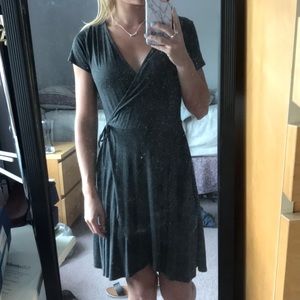 Flattering, grey casual dress